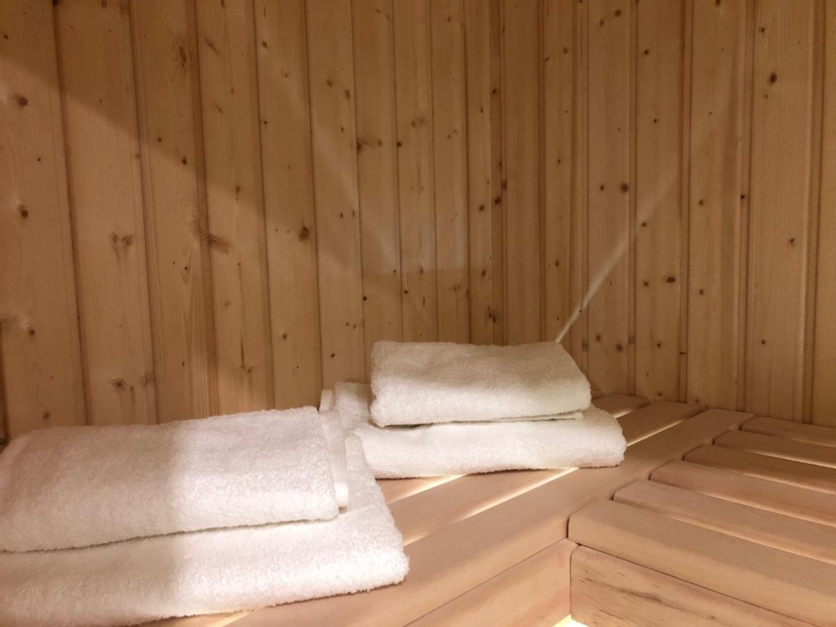 Family & Business Sauna Apartments No17 Lesny Nad Zalewem Cedzyna Unikat -3 Bedroom With Private Sauna, Bath With Hydromassage, Terrace, Garage, Catering Options 키엘체 외부 사진